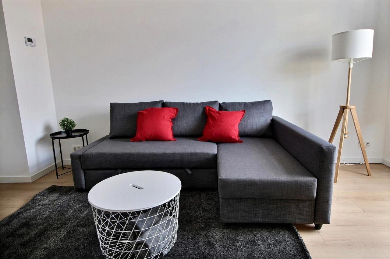 Rent A Flat - Bruxelles Appartement Buitenkant foto